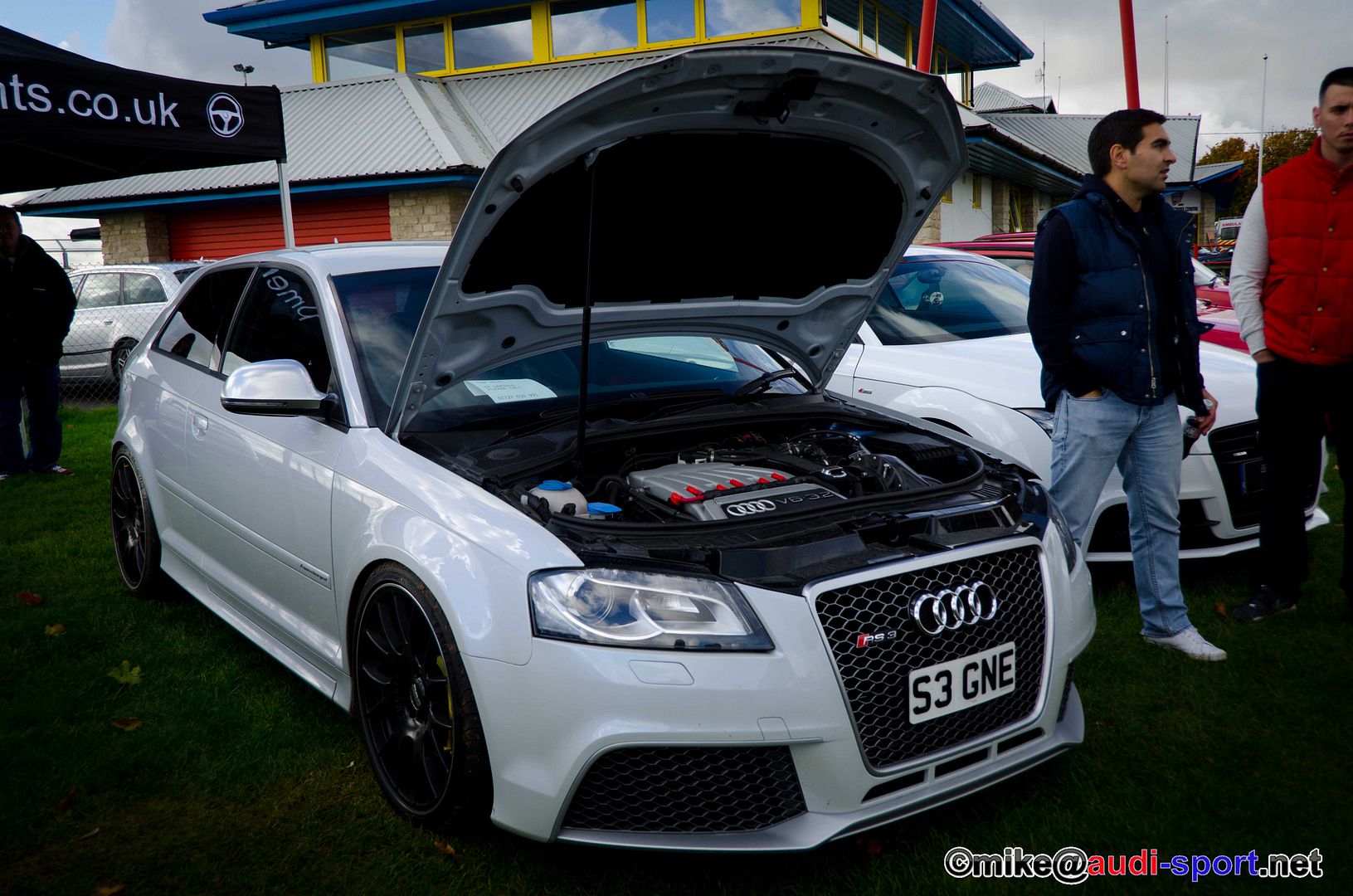 Audi S3 8p2 Vs Golf R32 Vs Gti Edition 30 Audi